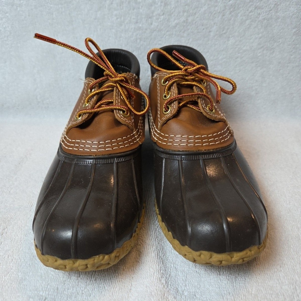 Classic LL BEAN BOOTS in Brown and Dark Brown - SZ. 6 M EUC VINTAGE Vintage LL Bean Bean Boots Mens Sz 6 Brown Made In USA Low  main image 4