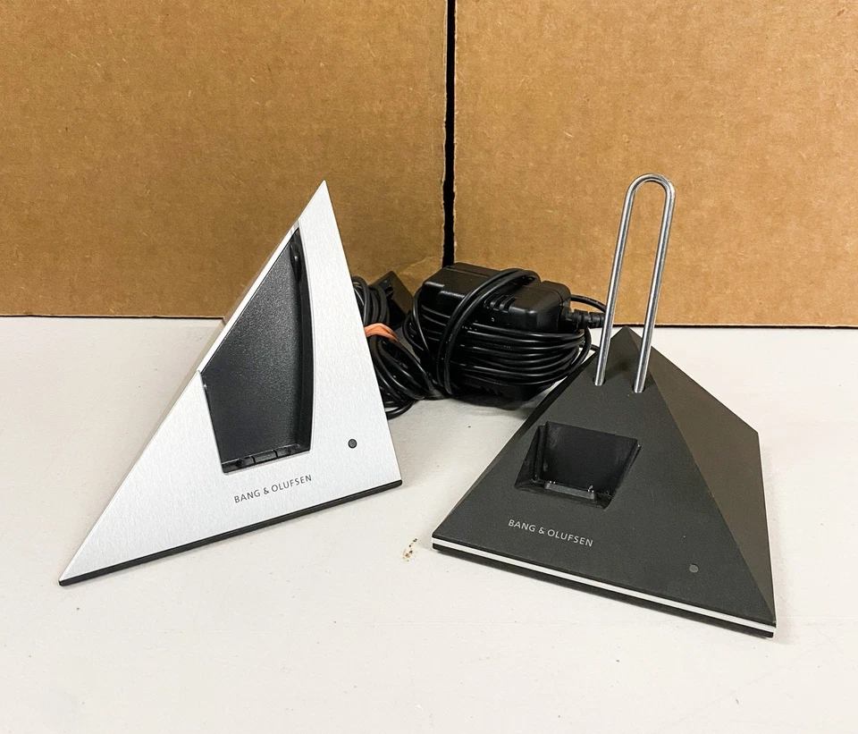 Bang and Olufsen B&O Beocom 6000 Home Telephone Pyramid W 2 Chargers And Split - Image 2 of 4