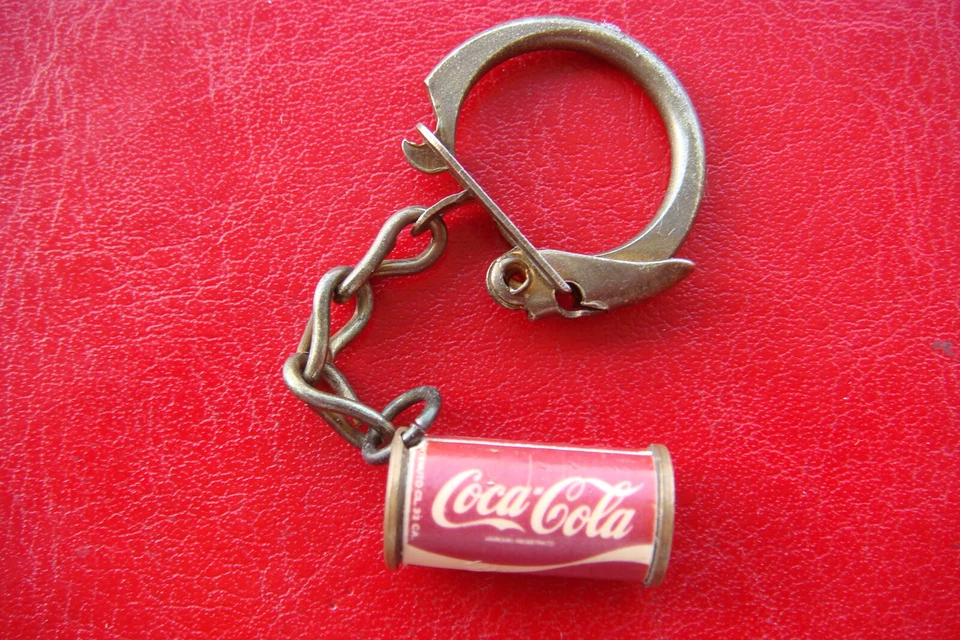 VINTAGE RARE 1960 COCA COLA - US KEY RING trinket ADVERTISING  - Image 2 of 4
