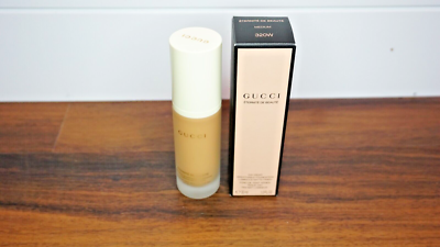 GUCCI ETERNITE DE BEAUTE 24H WEAR BREATHABLE FOUNDATION MATTE 320W