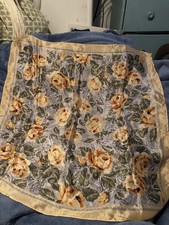 Woman  s Vintage Scarf By Baar Beards Silk Measuring 26/26