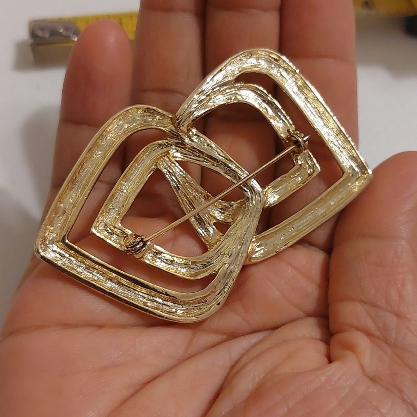 Vintage Modernist Interlocking Infinity Brooch Pi… - image 2