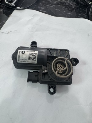 2019 Dodge Challenger R/T Exhaust Actuator OEM Part 68239269AG