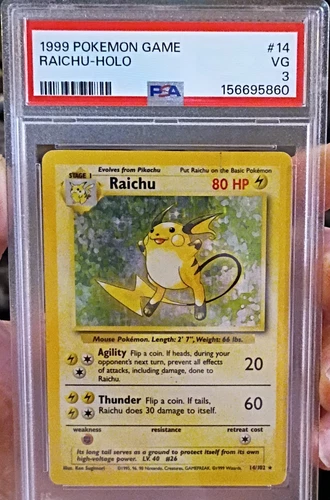 Wizards 1999 Pokemon TCG Base Set Raichu Holo Rare 14/102 PSA 3 Graded