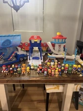 Huge Paw Patrol Lookout Tower Vehicles 50+ Figures Toy Lot Chase Marshall Rocky