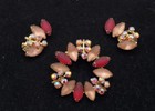 Vintage Demi-parure Brooch Earrings Red Pink Satin Marquise Stones Swedge Prongs — photo 2