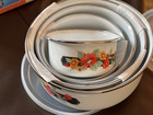 Vintage 5 Piece Mixing Bowl Set (Wild Flower design) with Lids in Original Box — photo 3