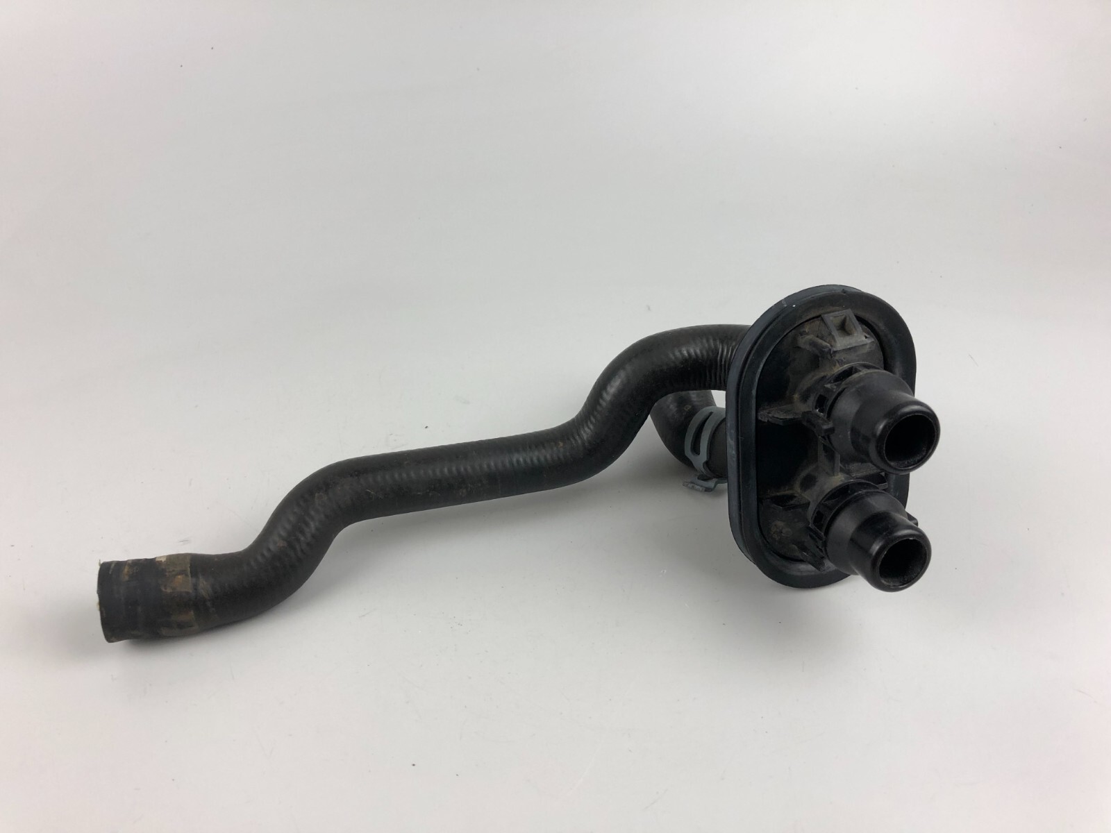 Audi A5 8T Cabriolet Heater Coolant Hose Line Set 8K0122327 