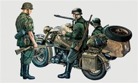 Bmw R 75 Mit Beiwagen 1:35 Plastik Modellbausatz Italeri