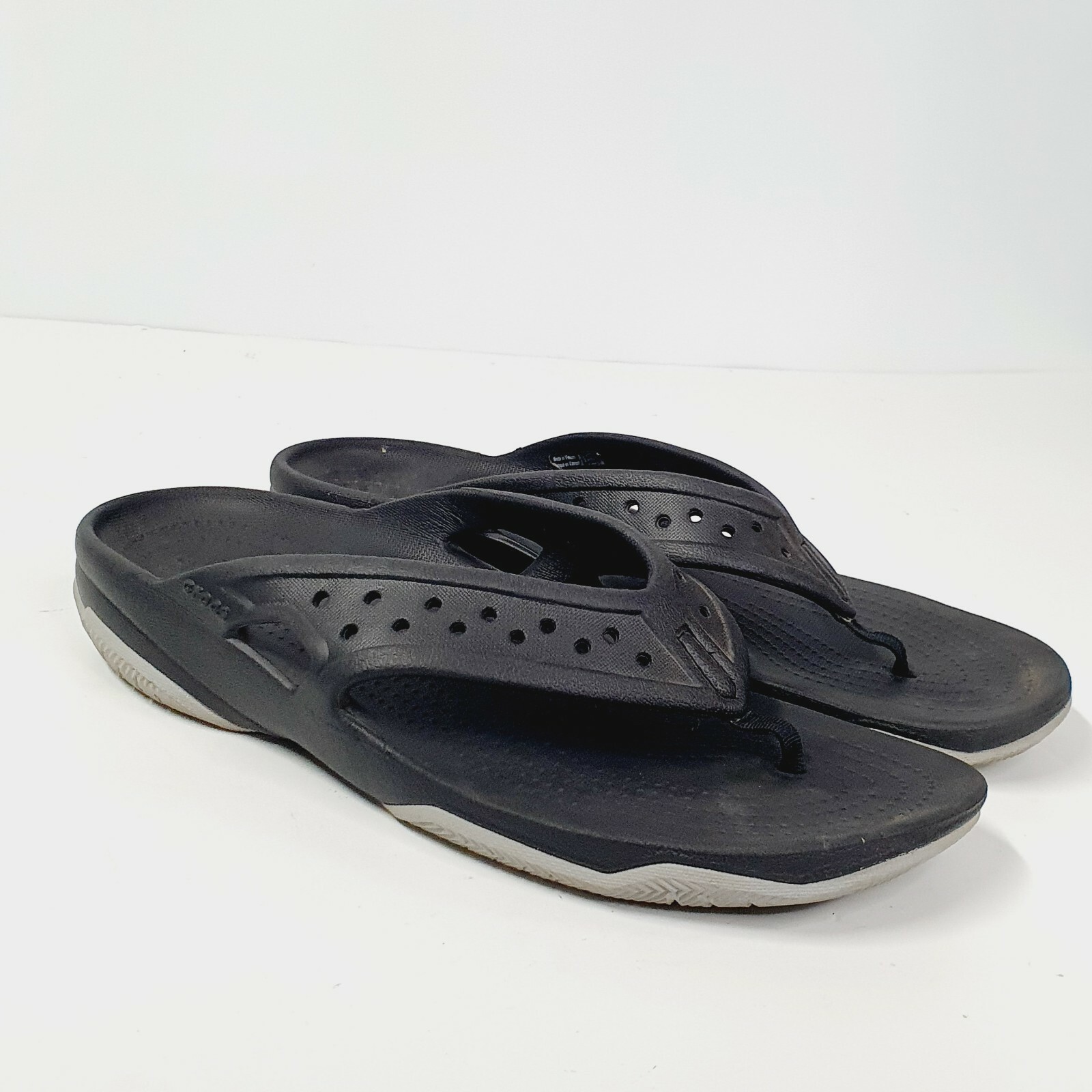 Crocs Mens 13 Flip Flops Swiftwater 