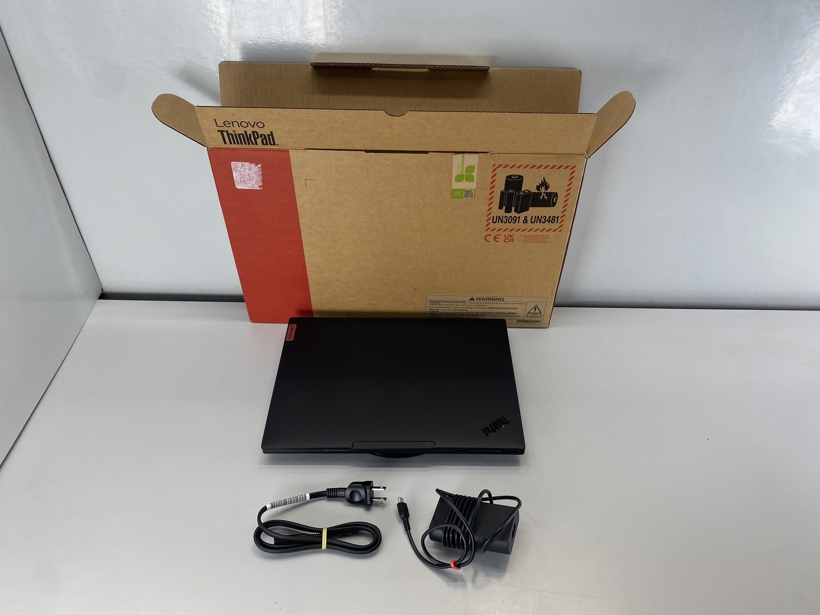 Lenovo THINKPAD T14 GEN 5, 14-Inch Laptop, with AMD Ryzen 7 Pro 8840U, Windows 11 Pro