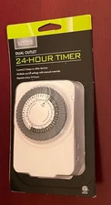 NEW Living Solutions Dual Outlet 24-Hour Programmable Timer WHITE