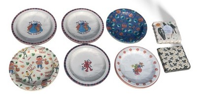 Lot Of 6 Sesame Street Halloween 16 Count (96 Total) 10.5  Paper Party Plates