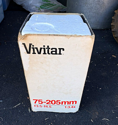Vivitar MC 75-205mm f/3.5-4.5 Macro Zoom Lens Minolta MD 55mm