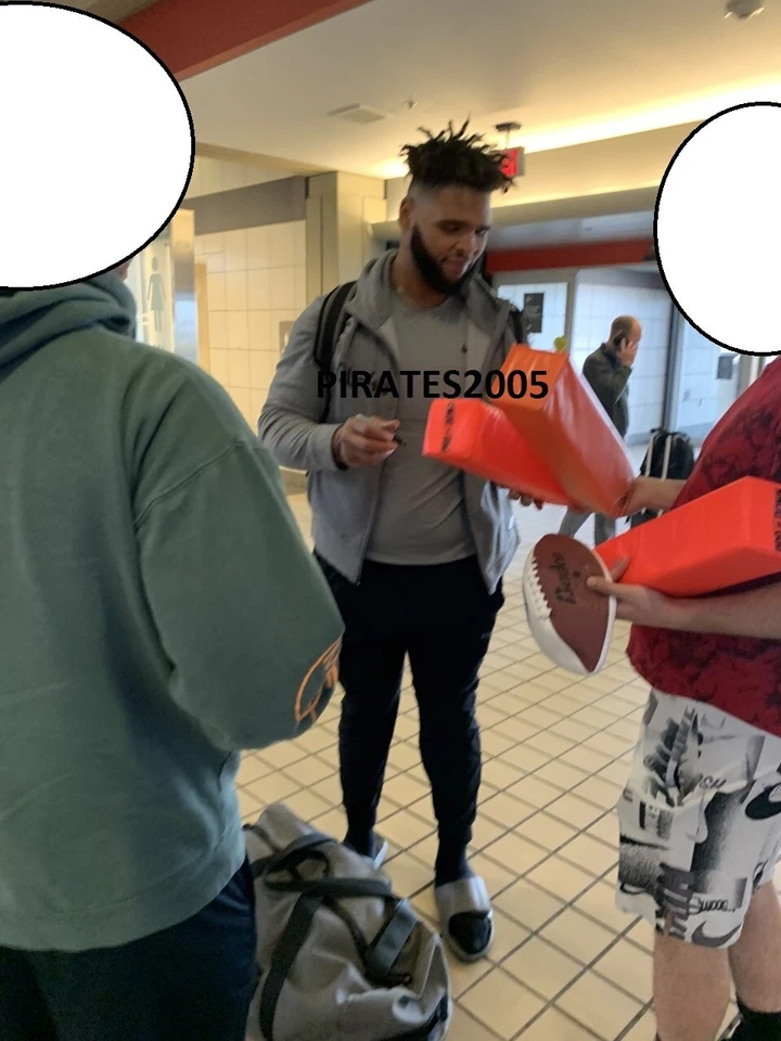 O'CYRUS TORRENCE SIGNED TOUCHDOWN PYLON FLORIDA GATORS NFL STAR PROOF JSA COA - Image 2 of 2