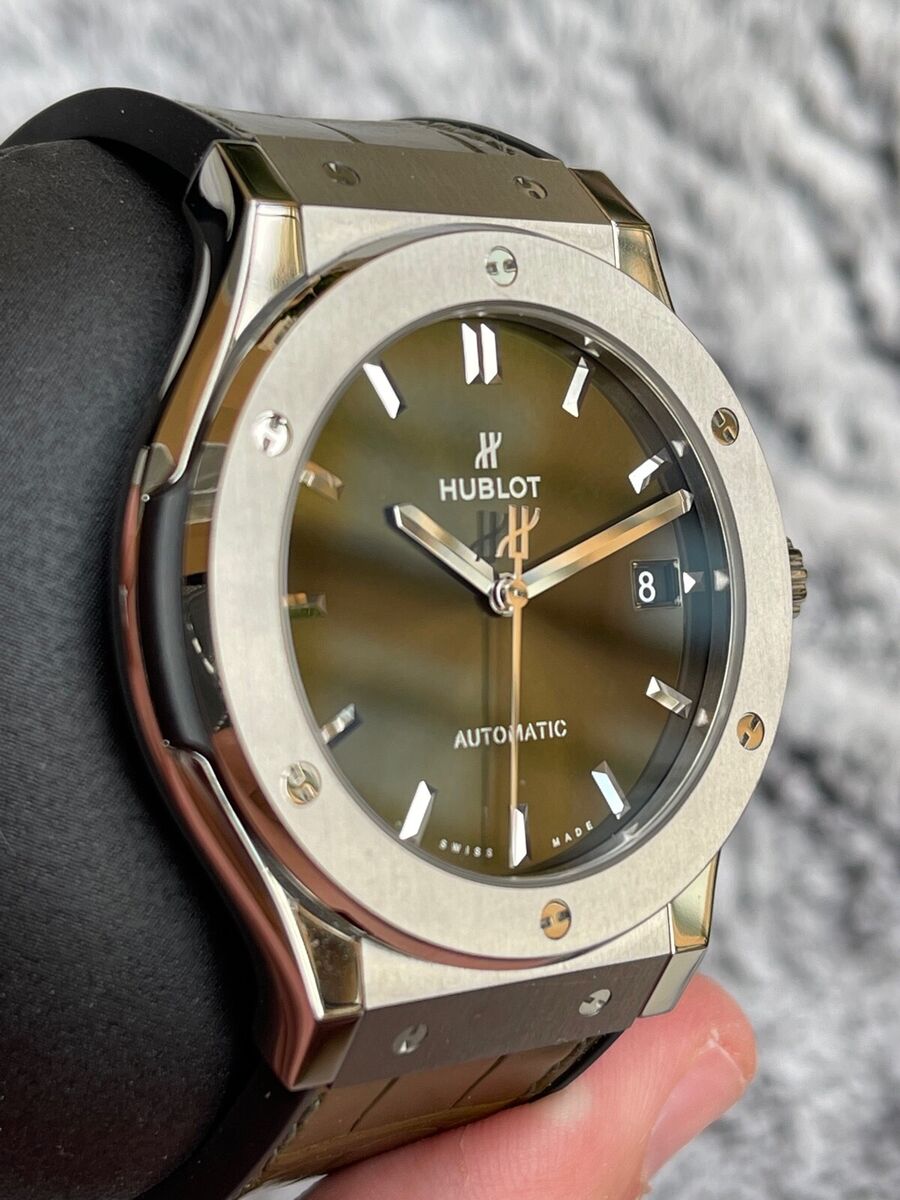 Hublot Classic Fusion Green Dial Titanium Rubber 45mm 511.NX.8970