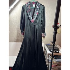 Gilligan O'Malley Velvet Robe Black Vintage Womens Size Medium NWT