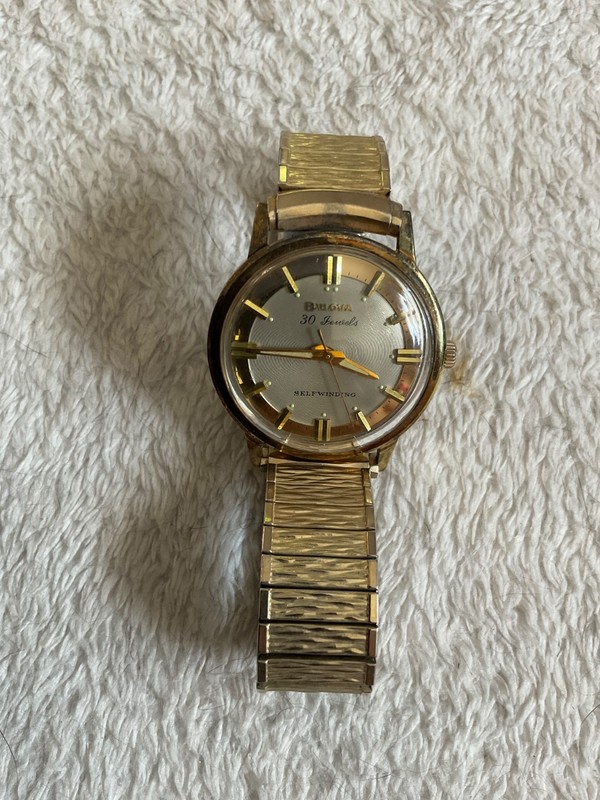 BULOVA 30 JEWEL SELF-RUNNING WATCH - RUNNING