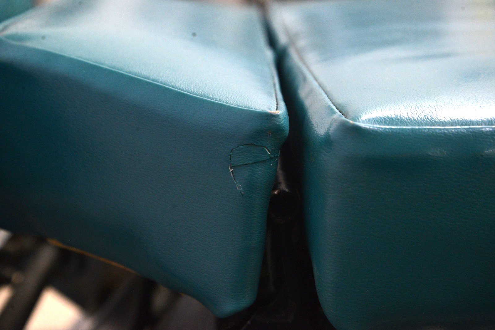 Elite STA Stationary Chiropractic Table w/ 4 Drops