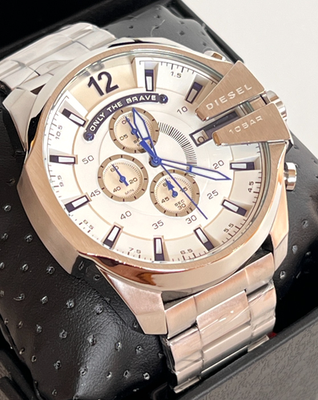 Diesel Orologio Uomo Cronografo Mega Chief – Cassa In Acciaio 51 Mm, Quadrante Oro, Design Minimal - 2