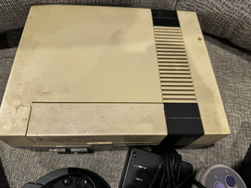 Videogame Systems Lot Nintendo, Sega Saturn