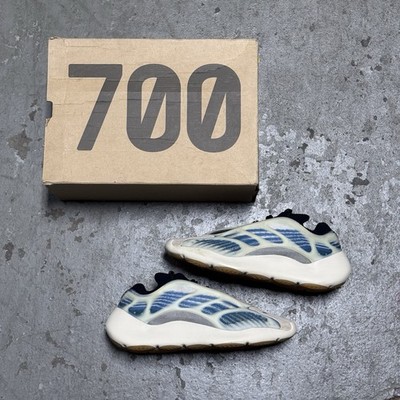 Size 11 - adidas Yeezy Boost 700 V3 Kyanite
