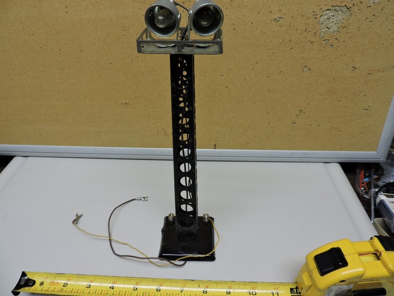 MARX O Scale Spotlight Tower (Untested)