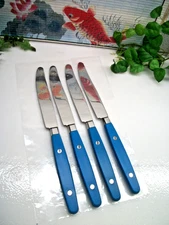 4   Annova Inox  TURQUOISE BLUE  Stainless & Plastic Handle Dinner Knives  NEW