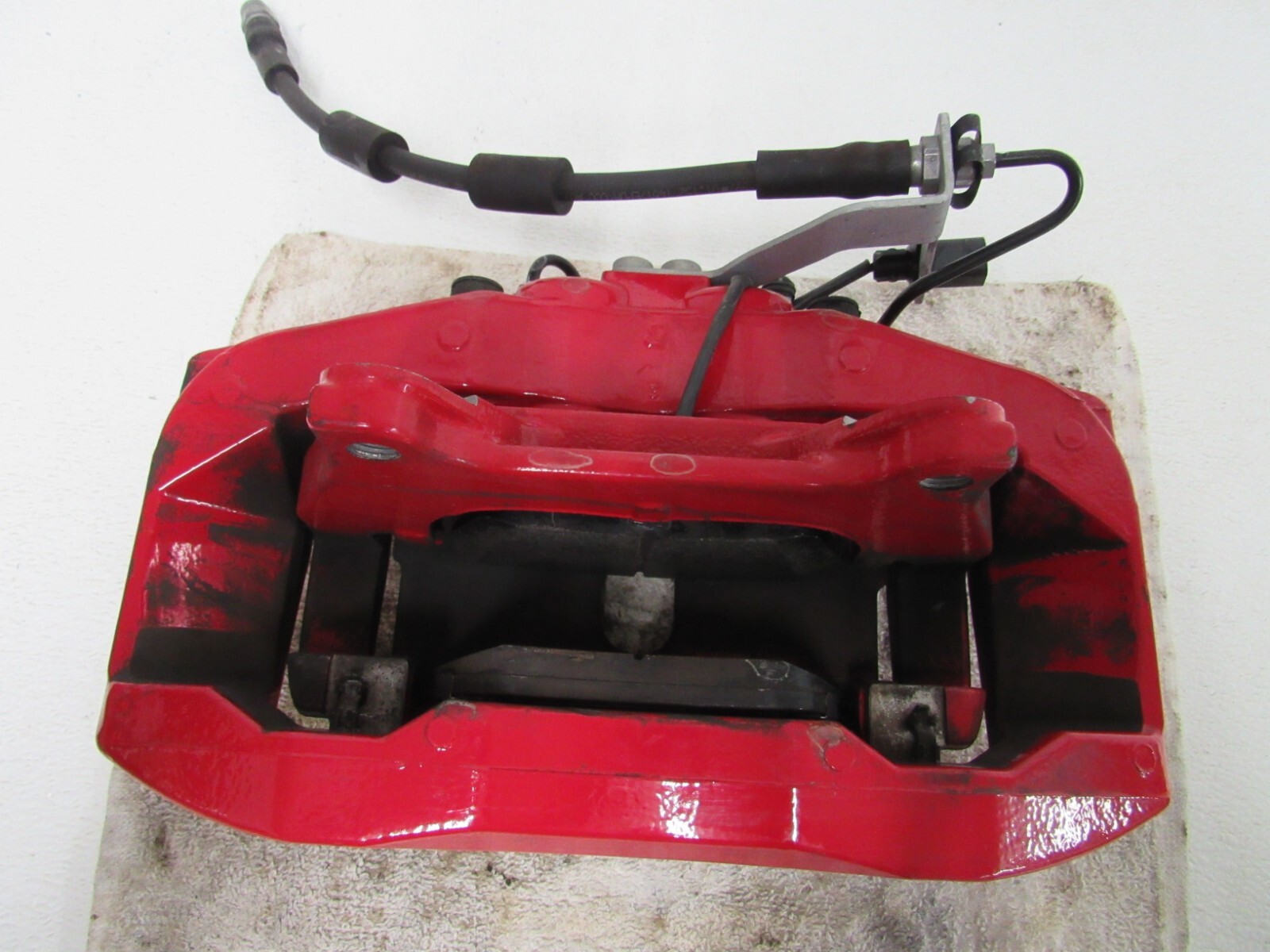 2013 BENTLEY CONTINENTAL GTC GT V8 LEFT FRONT CALIPER BRAKE PADS STOCK OEM -6872