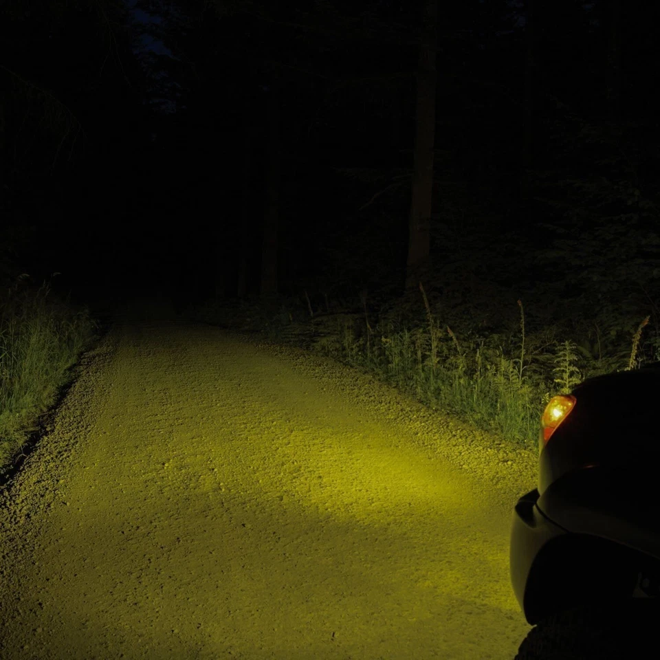 Piaa 22-13495 Solar Yellow 9005 (HB3)/9006 (HB4) Light Bulb (2500K - 12V 55W) - Image 3 of 4