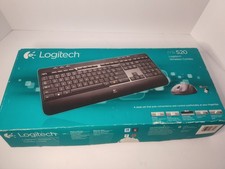 Logitech MK520 Wireless Keyboard  Mouse Combo PC MAC Secure 2.4GHz Connectivity