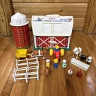 Vintage Fisher Price Little People Play Family Farm 915. COMPLETE