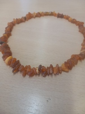 Baby Bernsteinkette mit Drehverschluss, Natursteine nicht poliert. Zahnen...