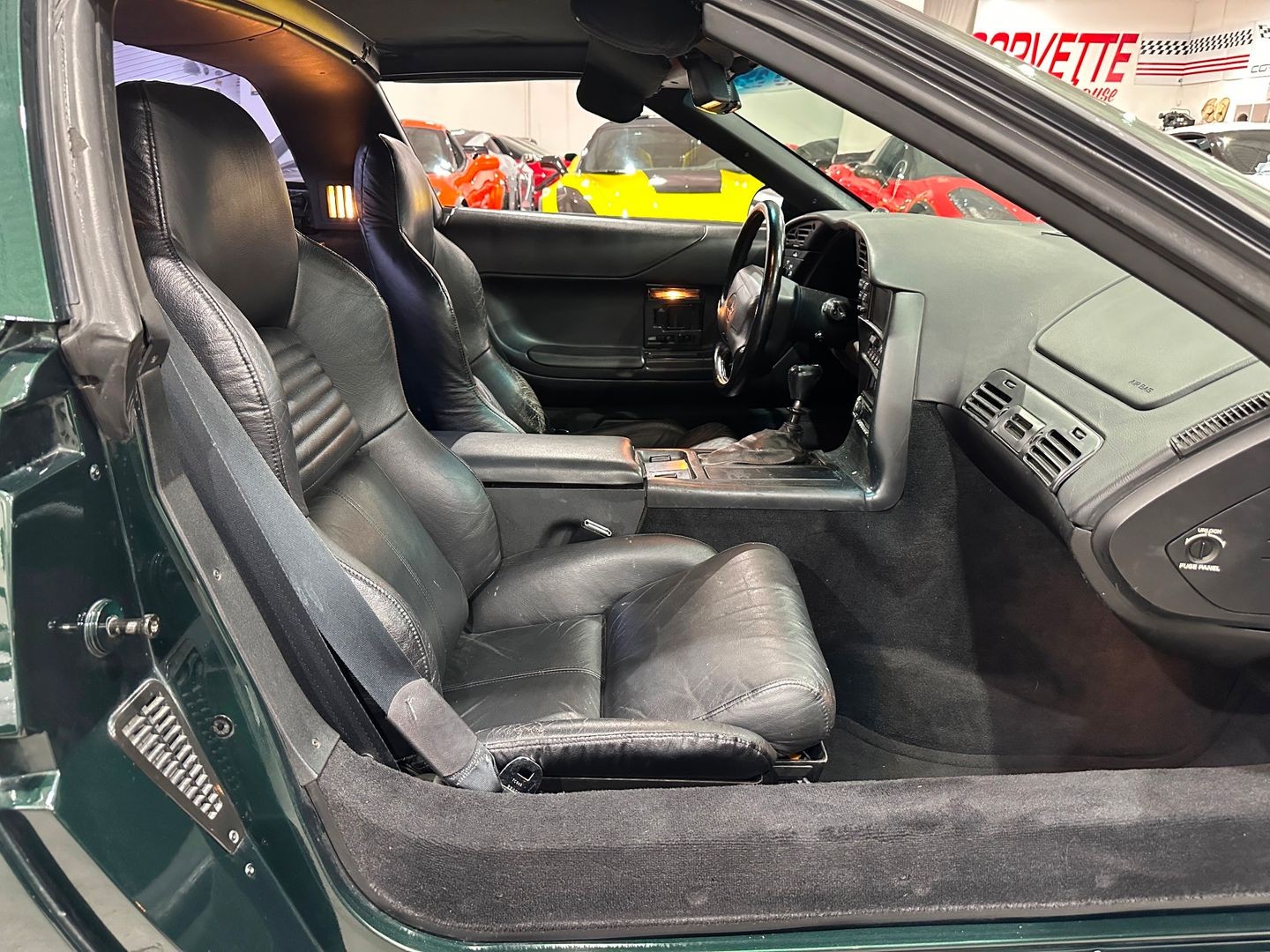 1994 Green Chevrolet Corvette   | C4 Corvette Photo 10