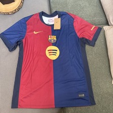 Ultimate FC Barcelona Collector and Super Fan Gift Guide 38