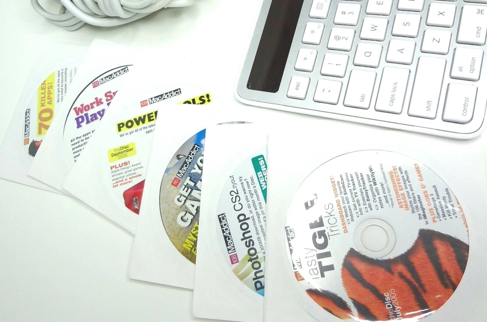 Mac mini G4 1GB RAM + MANY Gifts . FIRST SERIES . COLLECTOR 2005 - Image 4 of 4