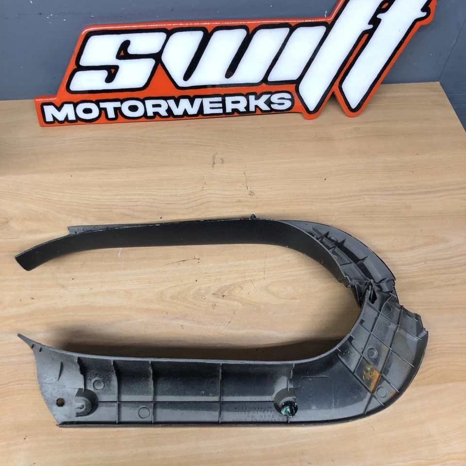 2001-2005 LEXUS IS300 SPORTCROSS БАГАЖНИК ЛИФТГЕЙТ ОТДЕЛКА ПАНЕЛИ КРЫШКА ПАРА OEM - Изображение 3 из 4