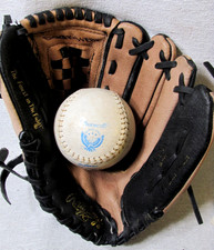 Rawlings Baseball/Softball Glove PM 12 OT Playmaker Series RHT 12 in Good Cond