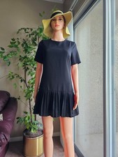 Short dress, round neck, black Forever 21, short sleeves, size S. Excellent