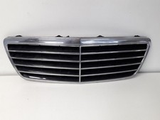 Calandre Mercedes 320