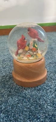 Cardinal Music Snow Globe