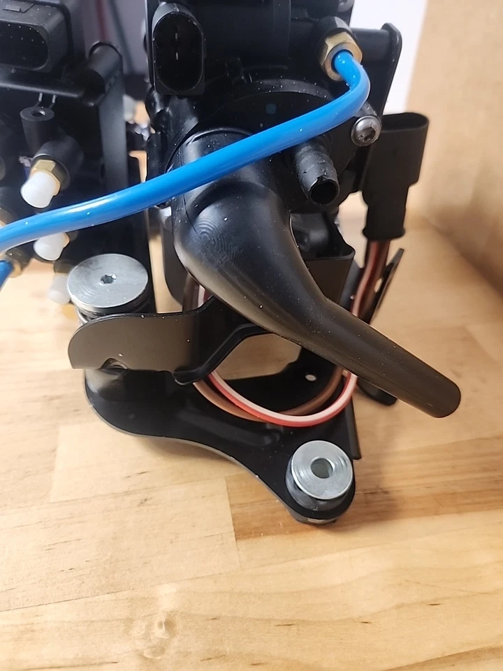 Bomba compresora de suspensión neumática 37206861882 para BMW Serie 7 G11 G12 740i 750i Foto 4 de 4