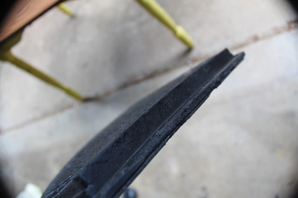 Filtro de aire Chevrolet Equinox 2005-2009 3,4 L K&N 33-2296 Foto 3 de 3