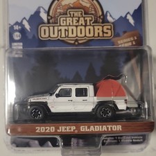 GreenLight Great Outdoors 2020 Jeep Gladiator 1:64 Diecast White