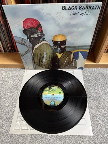Black Sabbath - Never Say Die 9102 751 UK 1st Press Vinyl VG+/VG