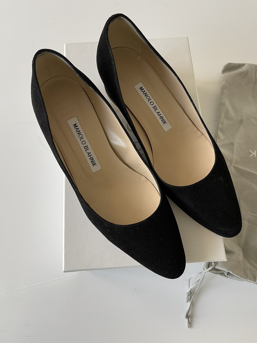靴 MANOLO BLAHNIK LISTONY 36 Manolo Blahnik Listony Suede Low-Heel Pumps - Black Size 36