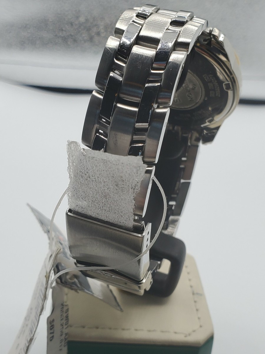 Sector 650 Date White Dial Sapphire Crystal 300m Water Resistant