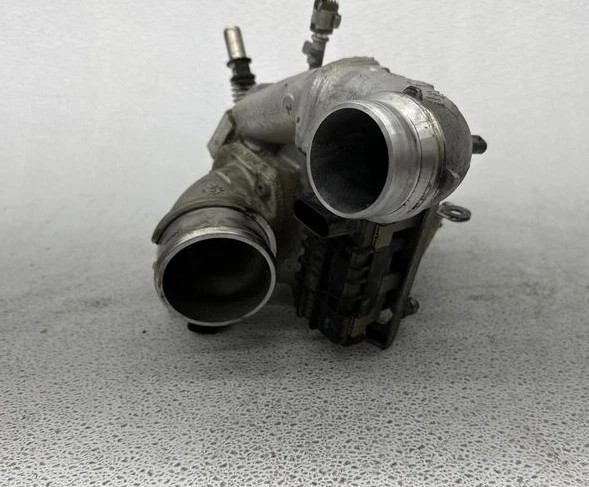 Dodge Ram 1500 Grand Cherokee 2014-2017 turbocompresor 3,0 diésel Foto 2 de 4