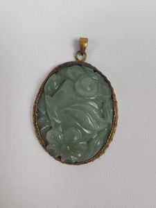 Authentic Vtg/Antique Chinese Carved Green Jade & Gold plated Pendant, filigree details