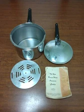 VTG Revere Ware 1801 4 Qt Pressure Cooker Copper Bottom w/ Gasket, Rack, & Guide